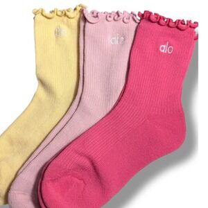 NEW Alo Yoga 3 Pack Lettuce Edge Socks Women's Sz M (7.5-10.5) Yellow Peach Red